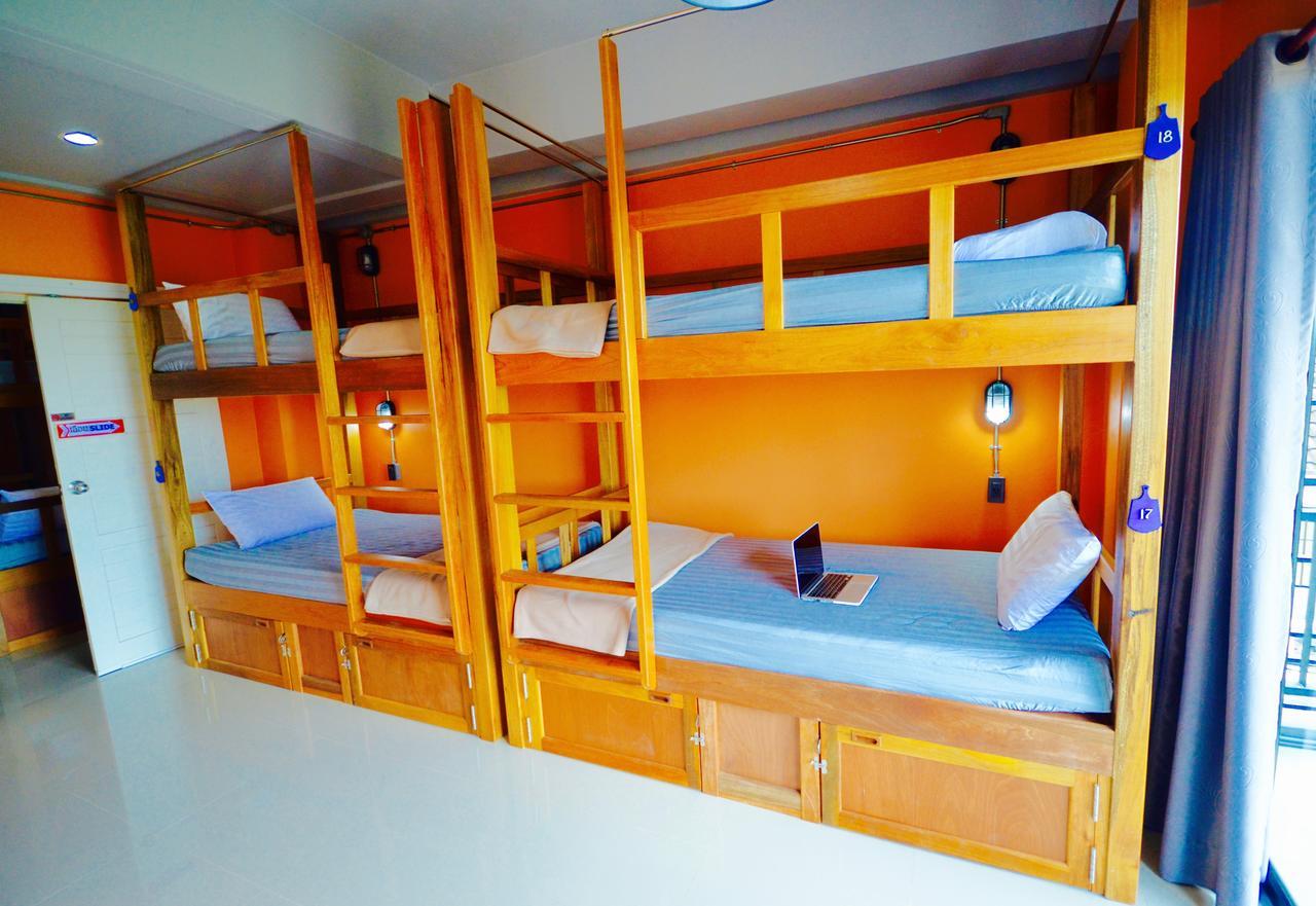 Nomad Hostel Krabi Zewnętrze zdjęcie