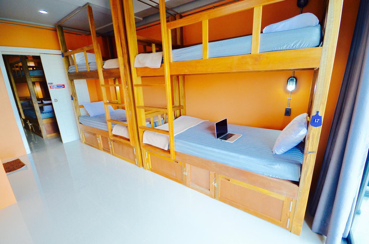 Nomad Hostel Krabi Zewnętrze zdjęcie