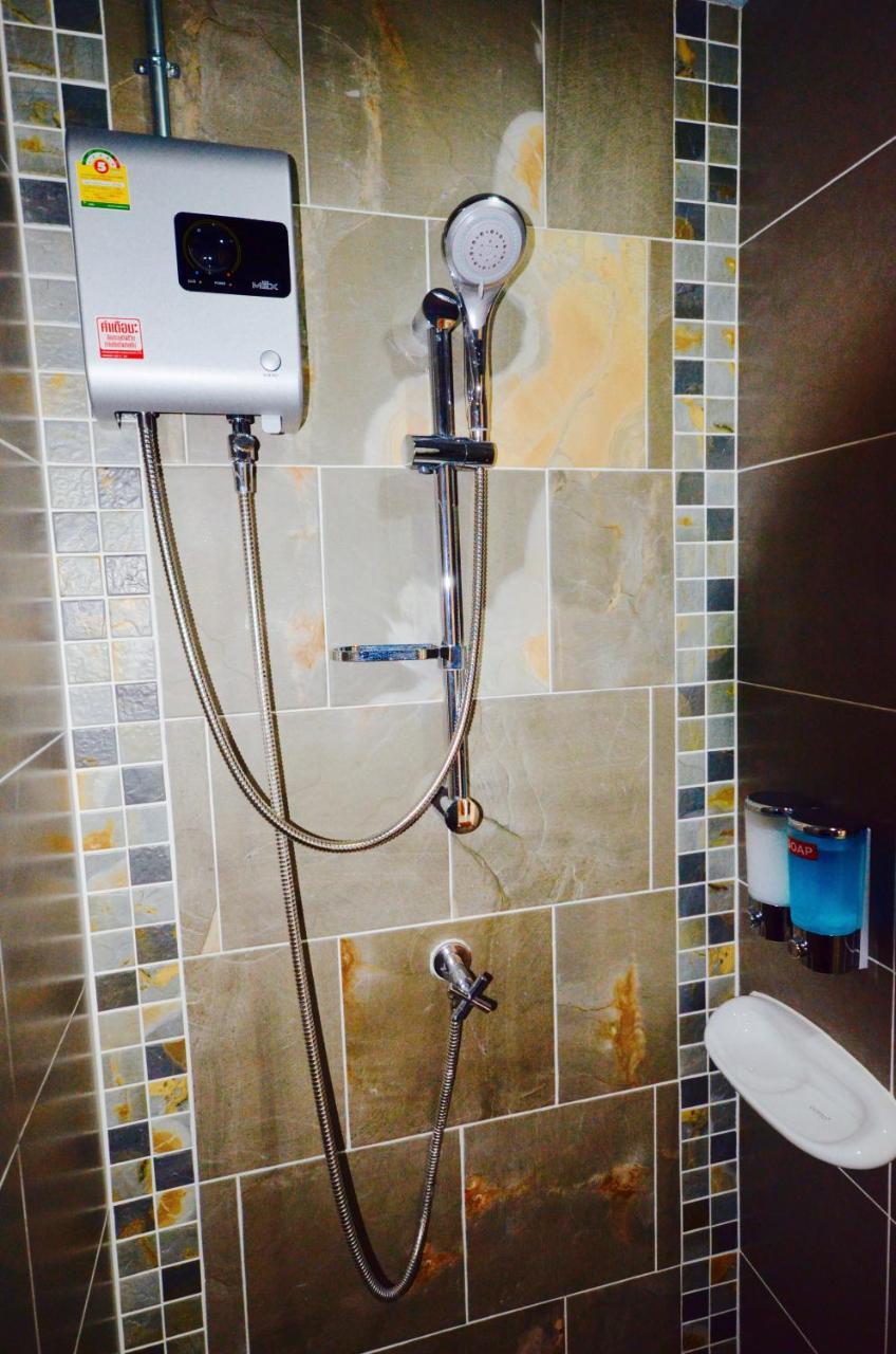 Nomad Hostel Krabi Zewnętrze zdjęcie
